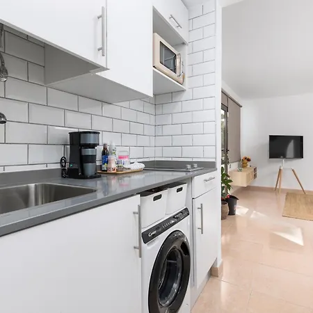Home2book Modern With Pool In Oasis Lejlighed