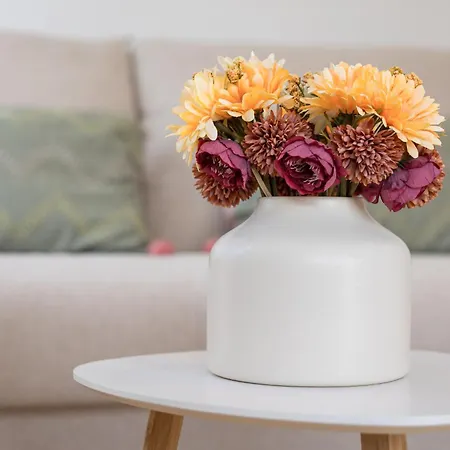 Home2book Modern With Pool In Oasis