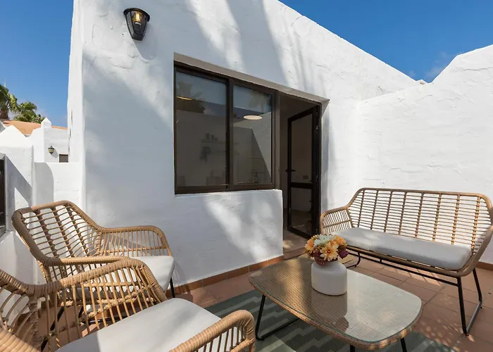 Home2book Modern With Pool In Oasis Lägenhet Corralejo